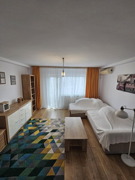 Drumul Taberei, apartament 3 camere 73 mp, bd. 1 Mai colt cu Sibiu