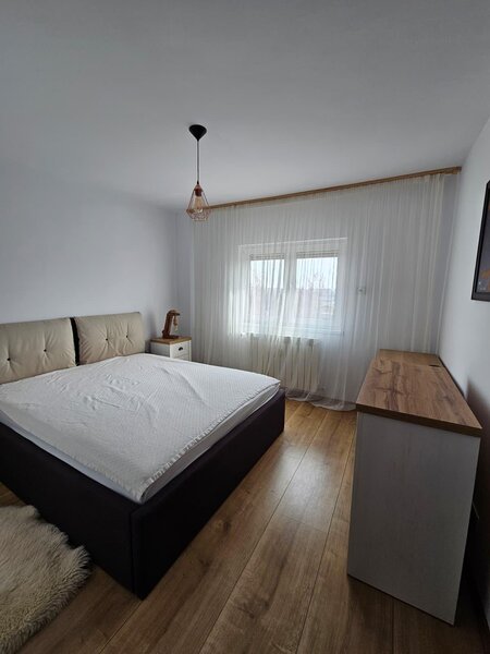 Drumul Taberei, apartament 3 camere 73 mp, bd. 1 Mai colt cu Sibiu